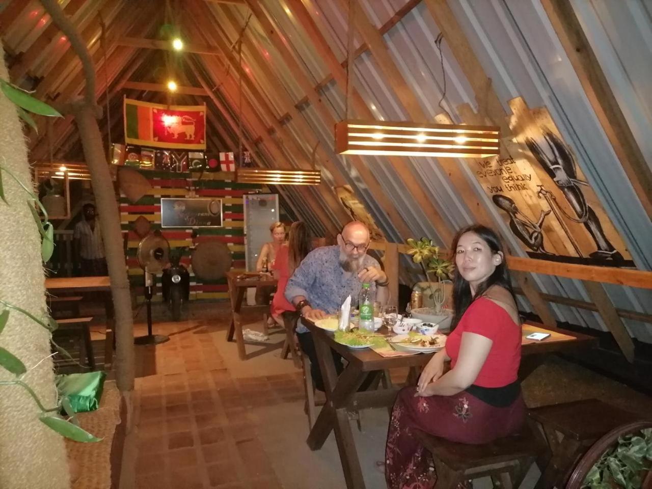 Dinna Nature Hostel Sigiriya Ngoại thất bức ảnh