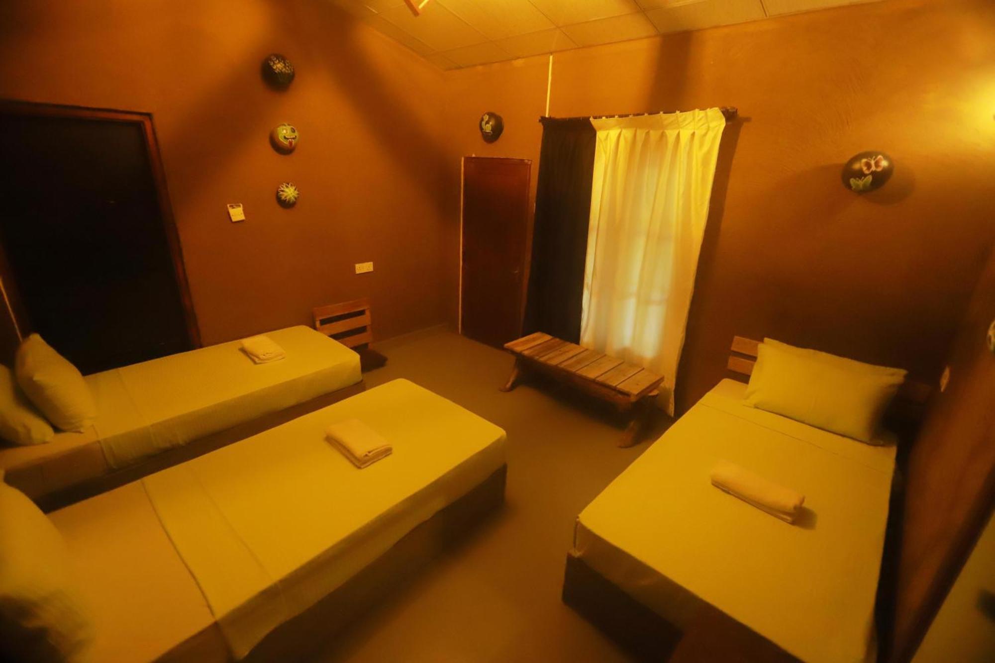 Dinna Nature Hostel Sigiriya Ngoại thất bức ảnh