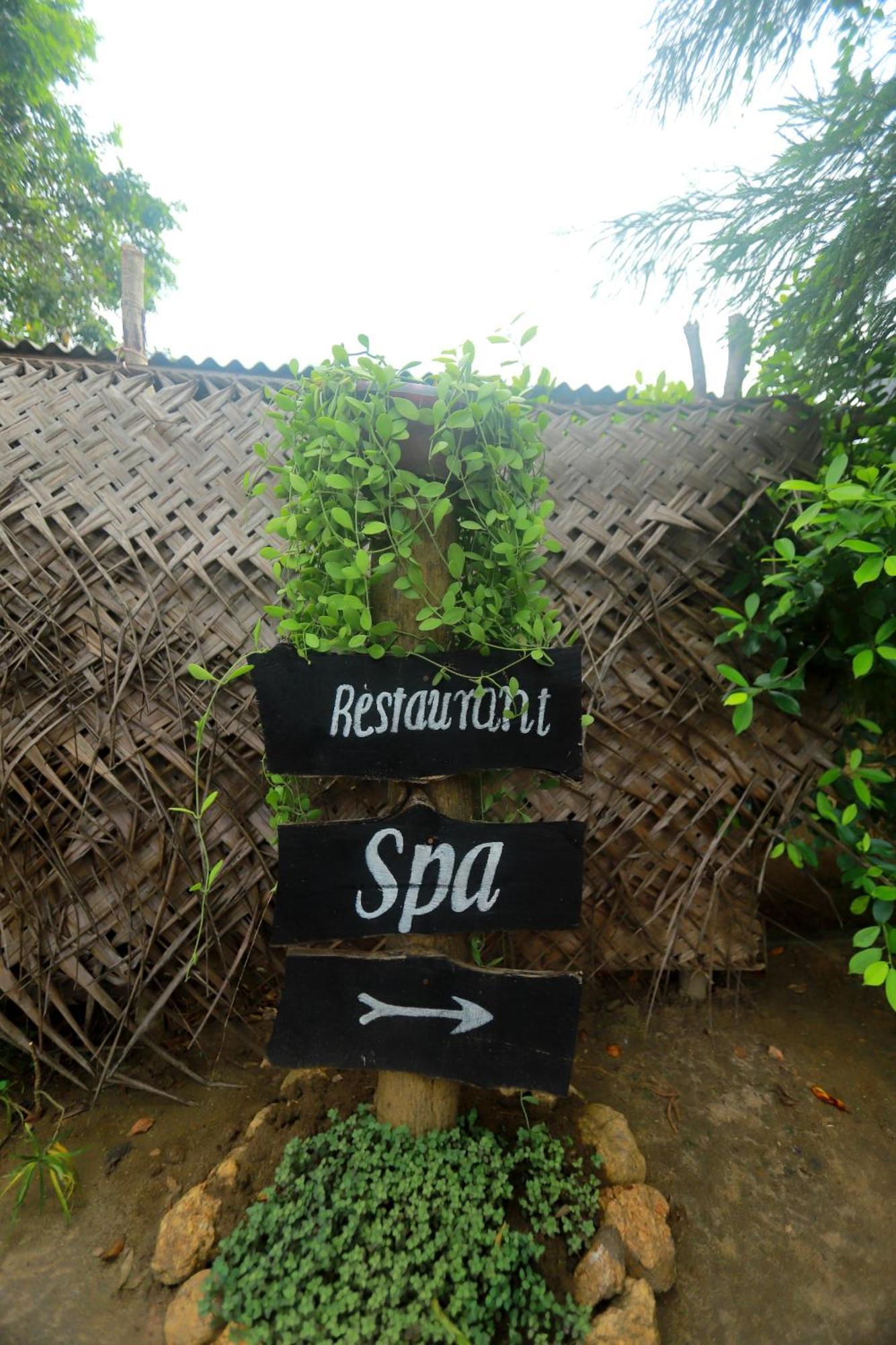 Dinna Nature Hostel Sigiriya Ngoại thất bức ảnh