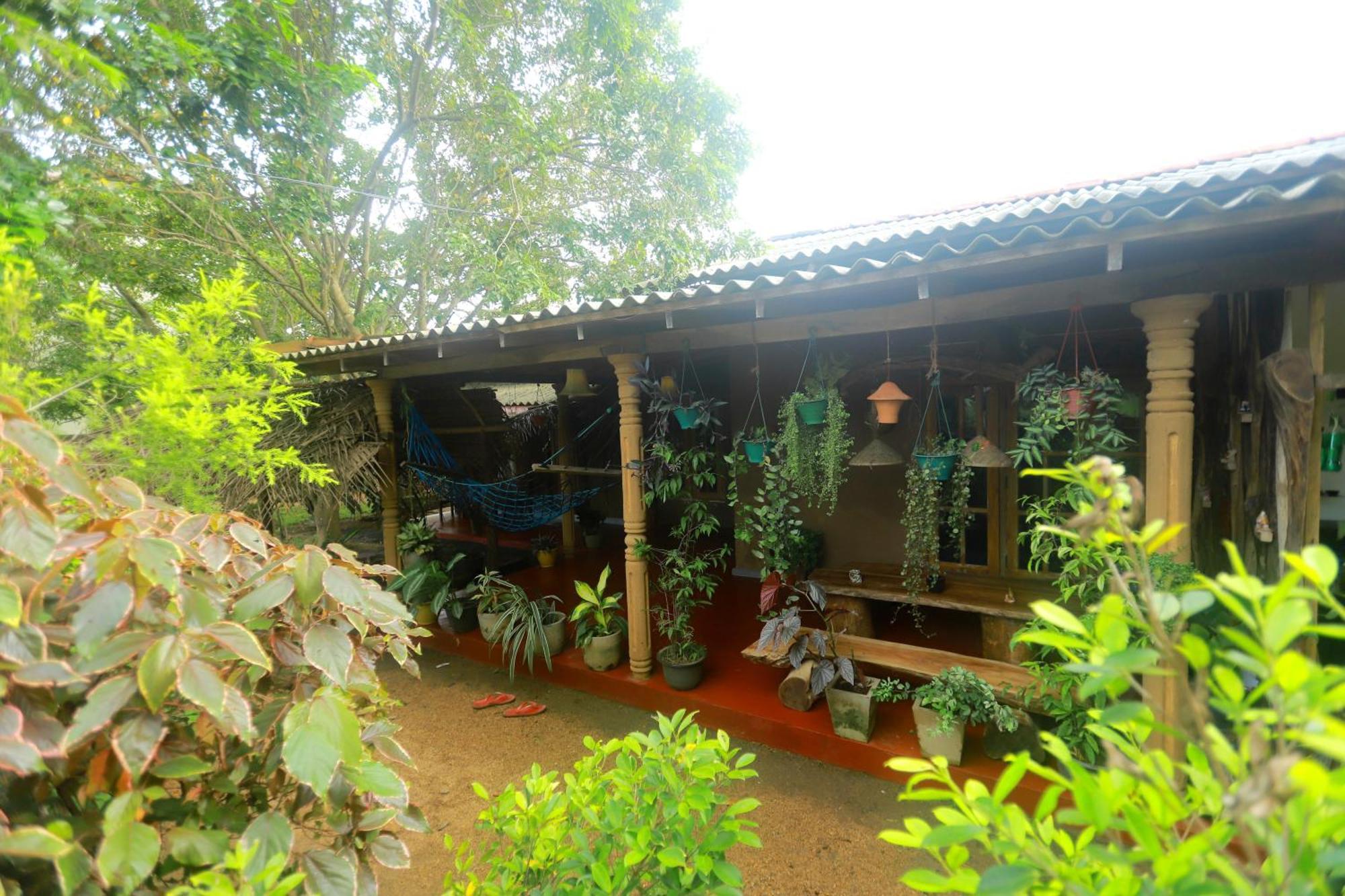 Dinna Nature Hostel Sigiriya Ngoại thất bức ảnh